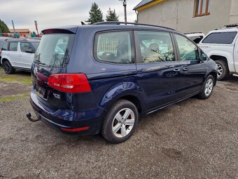 Volkswagen SHARAN 2,0TDI 103KW NAVI VÝHŘEV - 4