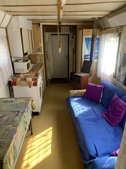 Tovární maringotka - 4