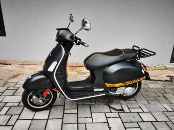 Vespa GTS 300 - 4