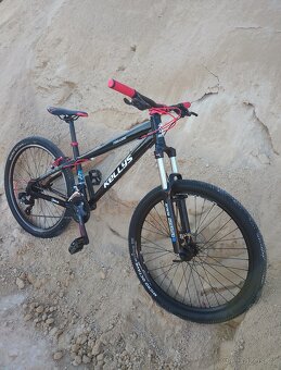 MTB Kellys XS, TOP stav, 26", 3x8 - 4