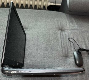 Acer Aspire E 15 Start - funkční na díly - 8GB - 750GB - 4