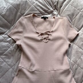 Růžové šaty, velikost M - 4