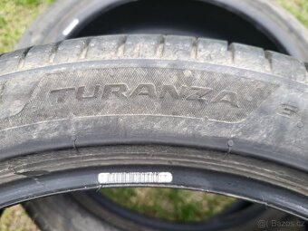 235/45 R 20 - 4
