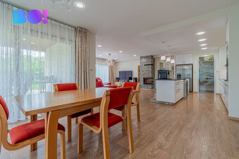Prodej rodinného domu 261 m², pozemek 1243 m², Šternberk - 4