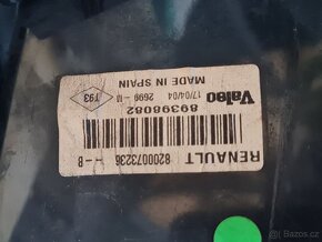 Renault Megane II - Svetlo zadné láva strana. - 4