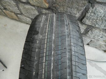 235/65 r16 C Continental nová - 4