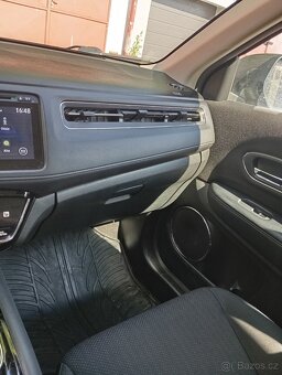 Prodám Hondu Hr-v - 4