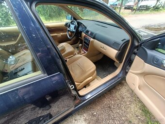 Prodám Škoda Octavia 1.9tdi Laurin & Klement - 4