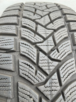 Dunlop Sp Sport 5 215/60 R16 95H 2Ks zimní pneumatiky - 4