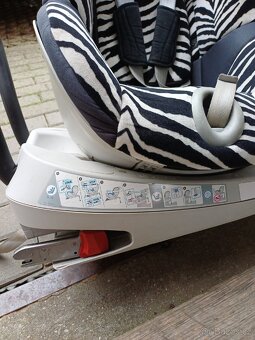Autosedačka B. Römer 0–18 kg – zebra, stabilní 360°základna - 4