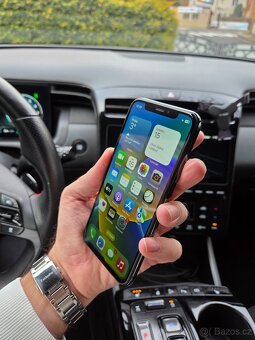 Apple iPhone X 64GB Space gray - baterie 80% - 4