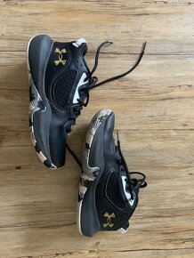 Dětské boty Under Arnour vel.35,5 - 4