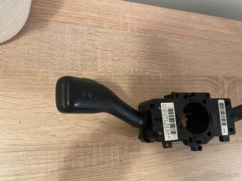 Podvolantové páčky - 4