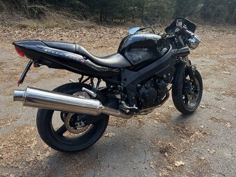 Triumph Speed Four 600 - 4