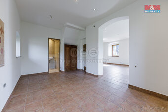 Prodej penzionu, 304 m², Hluboký, Ostrov - 4