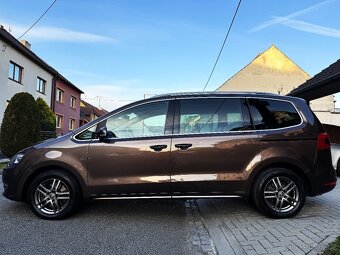 VOLKSWAGEN SHARAN 2.0TDI POLOKŮŽE,DSG,KAMERA,TAŽNÉ,BIXENONY, - 4