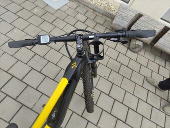 Prodám elektrokolo BERGAMONT E-REVOX 4 naj.jen 304km - 4