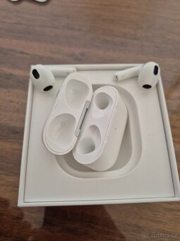 AirPods 3 generace - 4