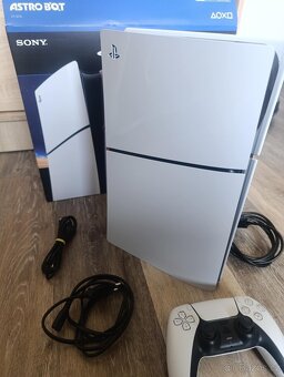 PS5 slim Digital + záruka - 4