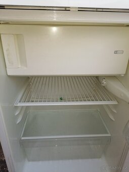 Lednice s mrazákem Zanussi 1 - 4