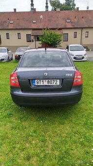 Škoda Octavia 2  1.6 FSI - 4