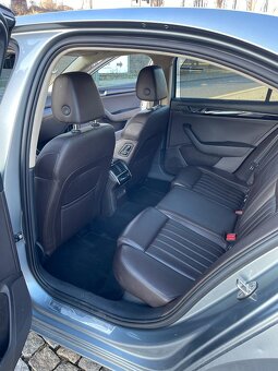 škoda Superb L&K, 2.0TDI 140kW přenechám - 4