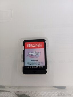 Nintendo Switch - 4