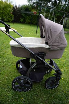 Sportovní kočárek X-lander X-Move + vajíčko a isofix - 4