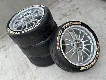 Kola Volk Rays RE30 forged R18 5x114.3 8,5J ET30 - 4