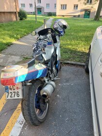 Yamaha FZR1000 exup - 4