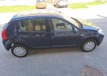 Dacia Sandero 1,2 Arctica benzín manuál 55 kw - 4
