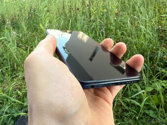 Vivo Y33s ve výborném stavu - 4
