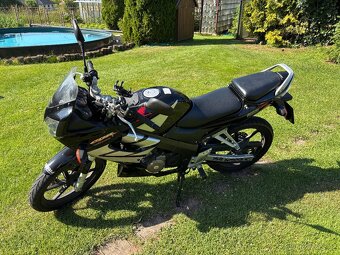 Honda CBR 125R - 4