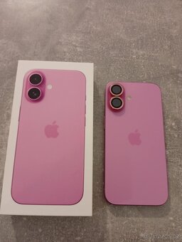 Prodám IPhone 16 128GB - 4