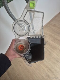 Bezsáčkový vysavač Electrolux supercyclone - 4