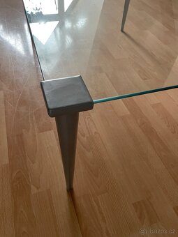 Skleněný stůl IKEA - 4
