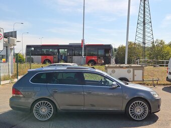 Volkswagen Golf, 2,0TDi AUTOMAT EXCLUSIVE rok 2010 - 4