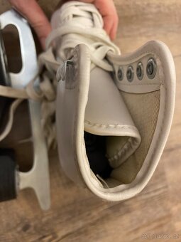 Dívčí brusle, vel. 34 - 4