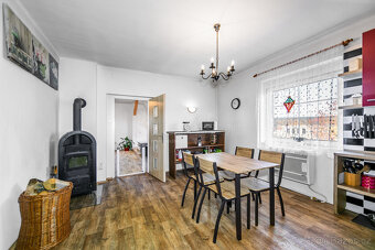 Prodej prostorného bytu 3+1 (72 m²) v klidné části Heřmanovy - 4