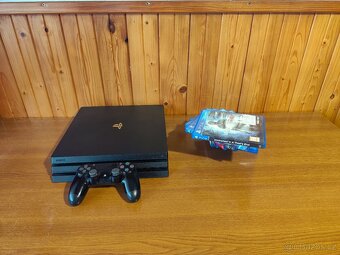 PS4 PRO s hrami - 4
