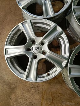 Alu 16" 5x114,3 6,5J et38 RC - 4