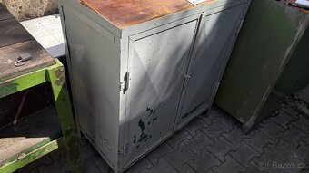 Skříň na nářadí kovová, bytelná - 4