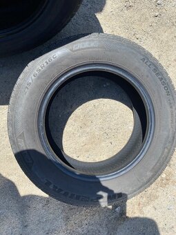 Pneu 215/65 R16C - 4