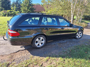Mercedes-Benz W211 E220 CDI 110kW, AUTOMAT, Tažné, Klima - 4
