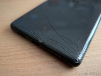 Google Pixel 6 - 8GB/128GB černá - Android 15 - 4