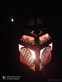 Kovová tepaná lampa Indie - 4