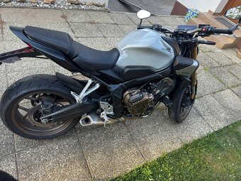Honda CB 650R e-clutch - 4