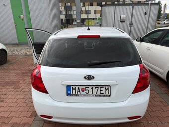 Predam kia ceed 1.4 benzin - 4