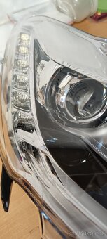 Přední pravé bi-xenon světlo CITROEN DS5 - 4
