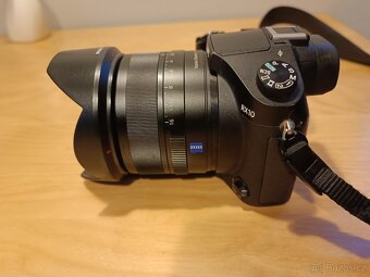 Sony RX10 - 4